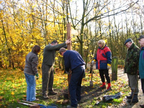 One of the three posts installed. &copy;VG